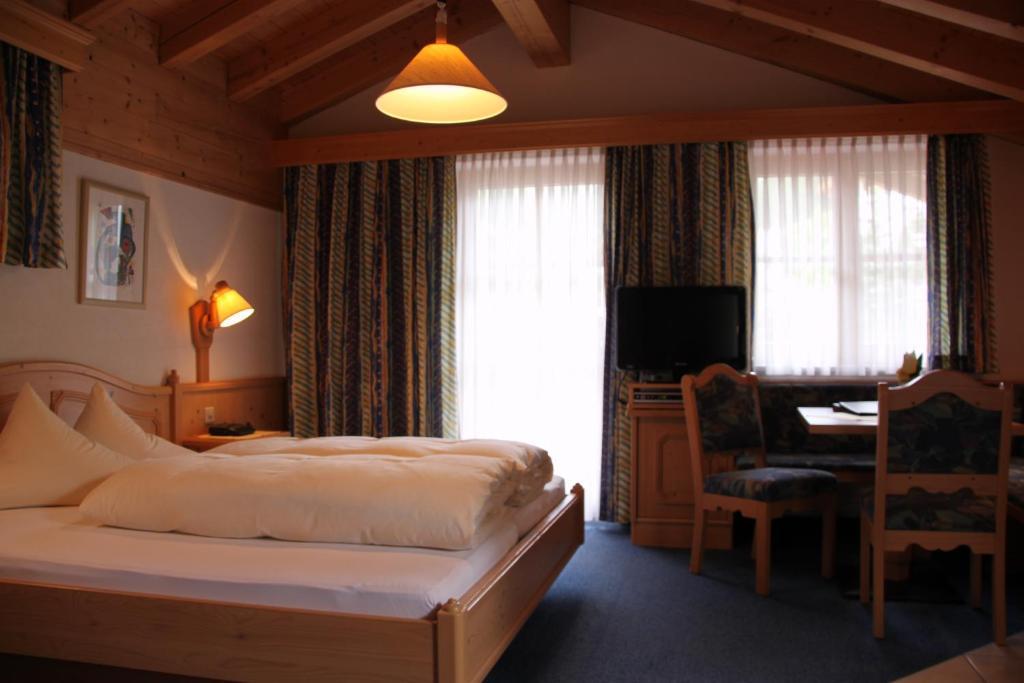 Hotel Camona & Apart Walserhof Samnaun Rum bild